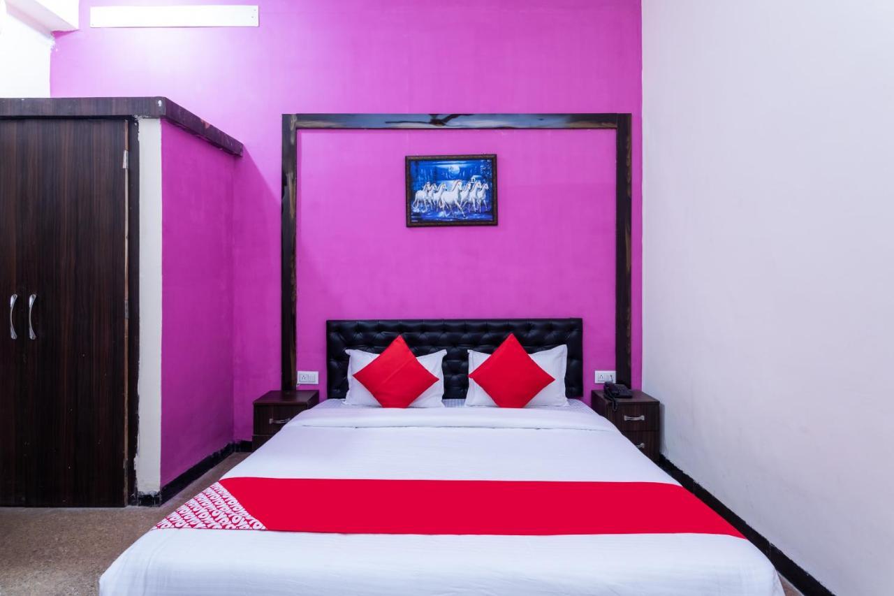 Oyo 35845 U-Turn Hotel Harsola Bagian luar foto
